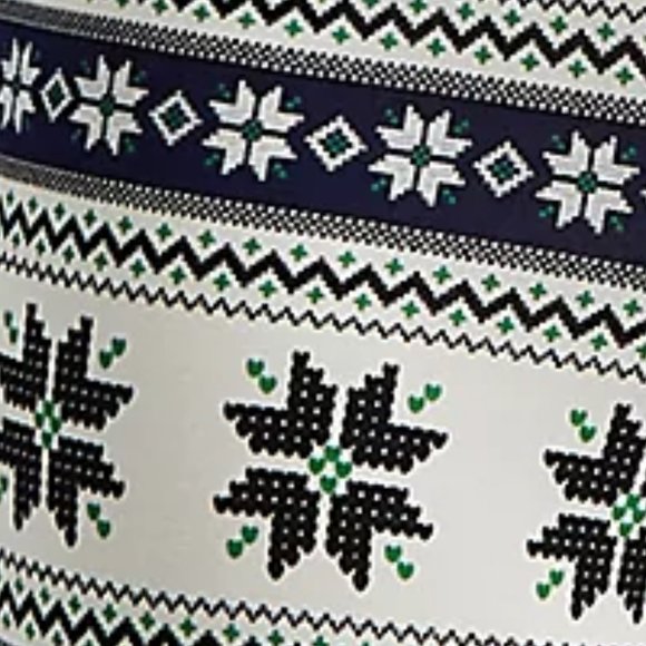 ❤️NWT VINTAGE TORRID LEGGING - FULL LENGTH HIGH RISE POWDERPUFF SNOWFLAKE PRINT - Picture 2 of 12